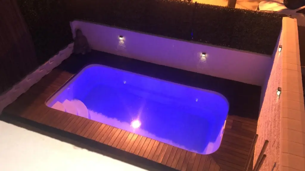 instalacion de accesorios para piscinas