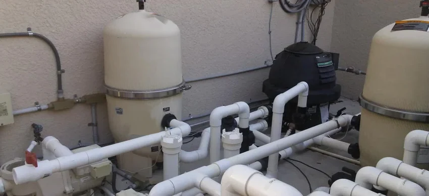 sustitucion de motores y filtros en piscina